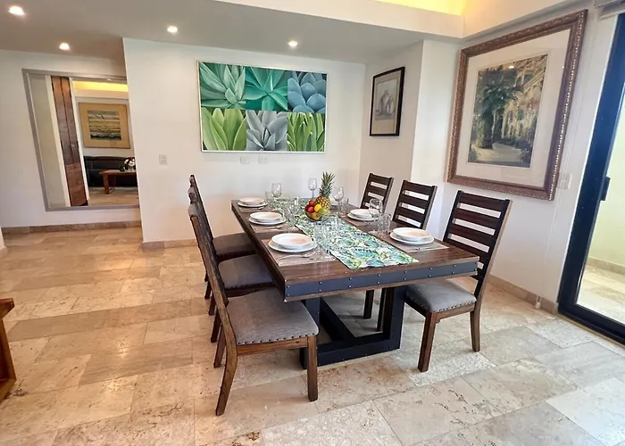 Stunning Downtown Cabo 2 *